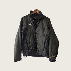 MOUNTAIN HARDWARE - Green puffer jacket - Sz S